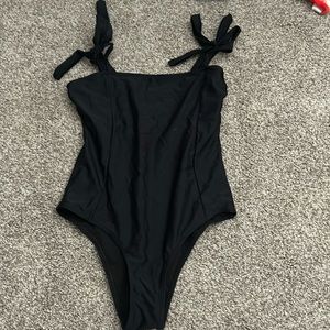 Shein Women's Swimsuit One-Piece Black Size M